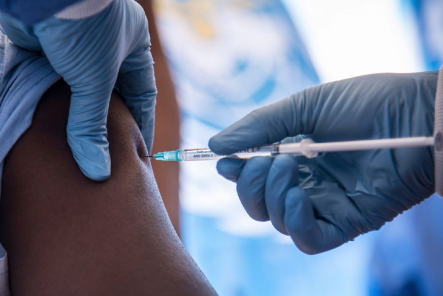 Ebola: une réserve de milliers de doses de vaccins créées en Suisse